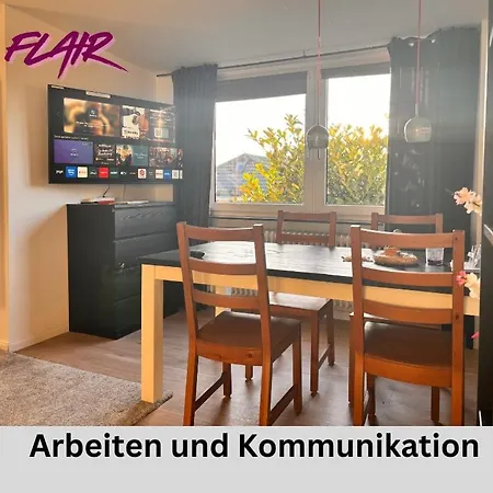 Gemuetlich 8, Netflix Und Kaffee Frei, Parken Vor Der Tuer * Lubeck
